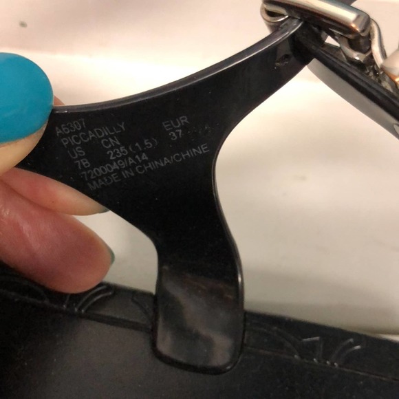 Authentic Coach Piccadilly 7 B Black Plastic Ankle Strap Flip Flop Jelly Sandals - Picture 7 of 8